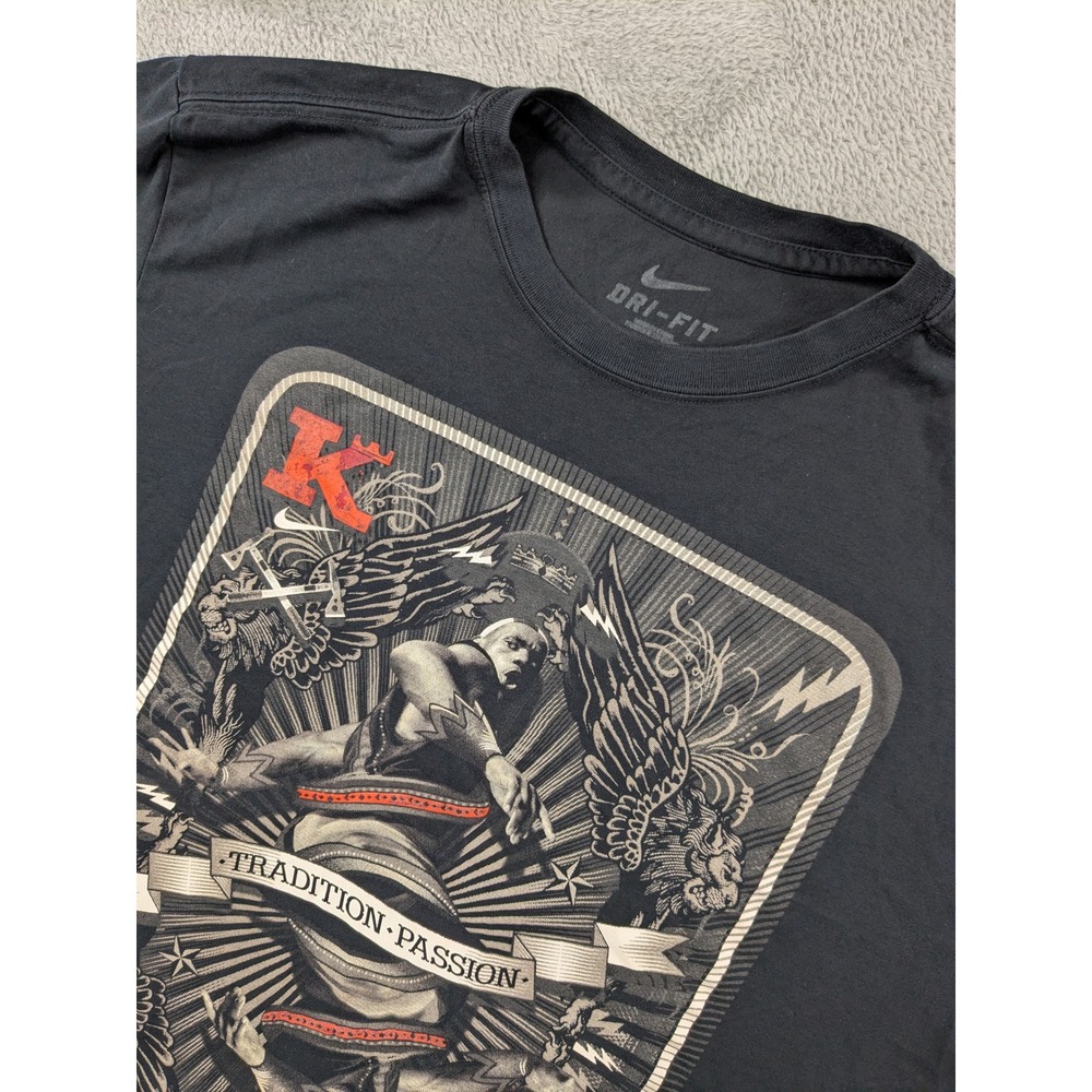 Nike LeBron James King James Tradition Passion Black Dri-FIT Graphic T-Shirt L